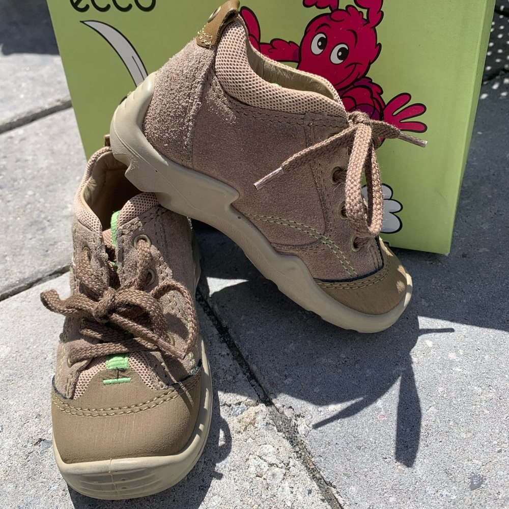 Ecco kids shoes